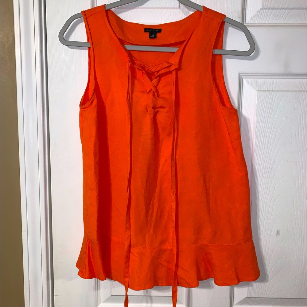Ann Taylor sleeveless blouse Linen Rayon Blend Ruffle bottom lace up front XS